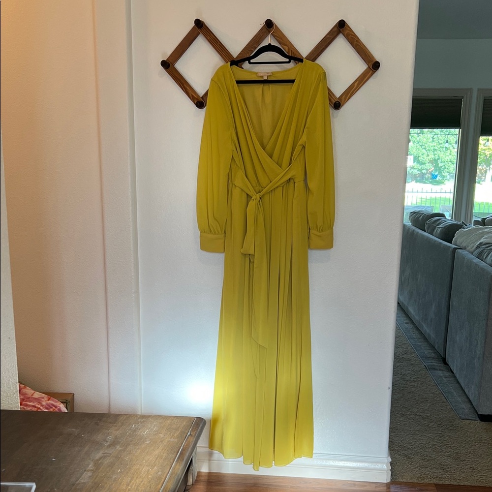 Elegant Yellow Maxi Dress
